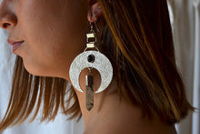 Load image into Gallery viewer, ✧ ECLIPSE earrings ✧