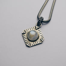 Load image into Gallery viewer, ⟐ NOVA Rainbow Moonstone ⟐